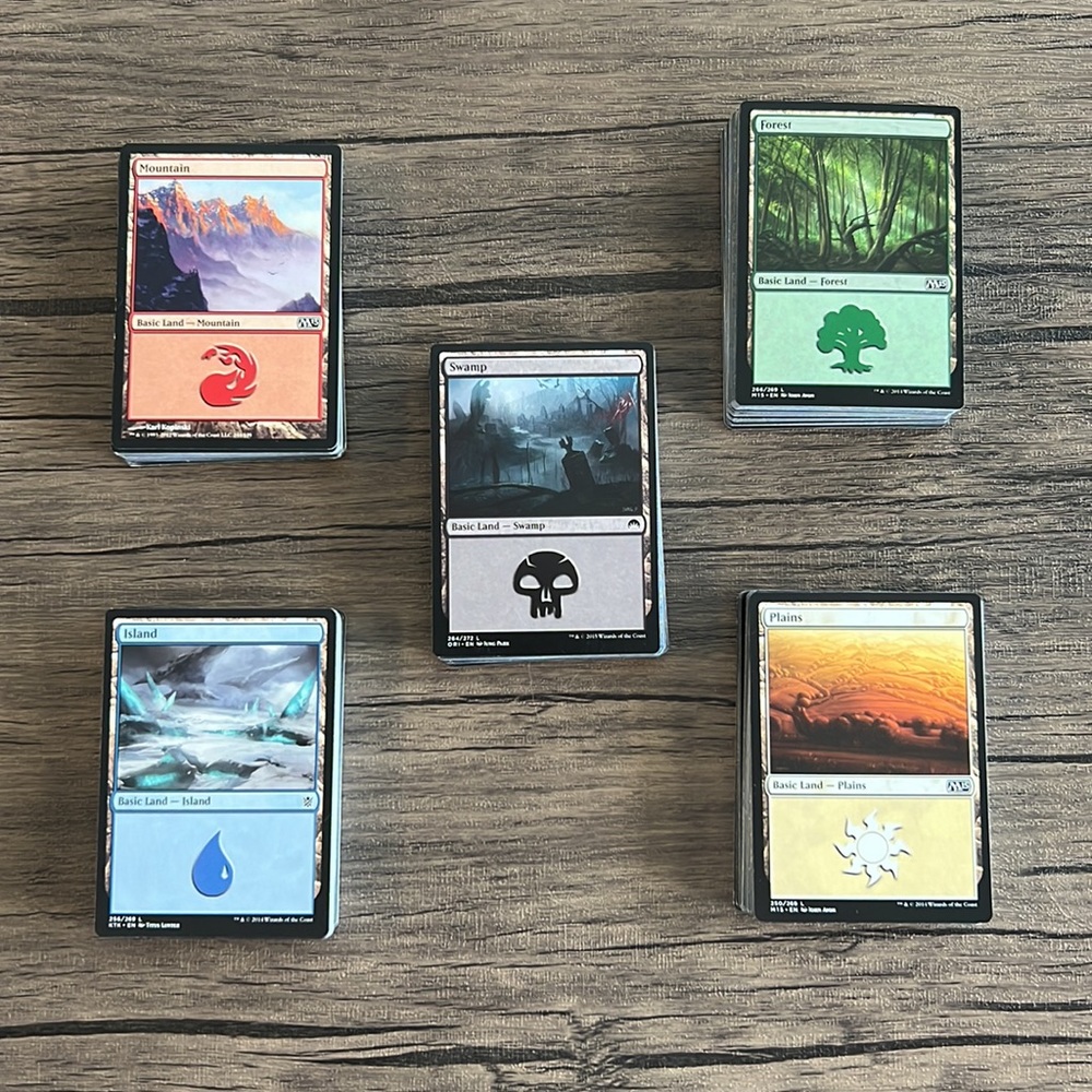 Magic the Gathering Bulk Set of 200 Lands